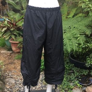 BRYN WALKER Cropped Pantalones w//Ruching NWT